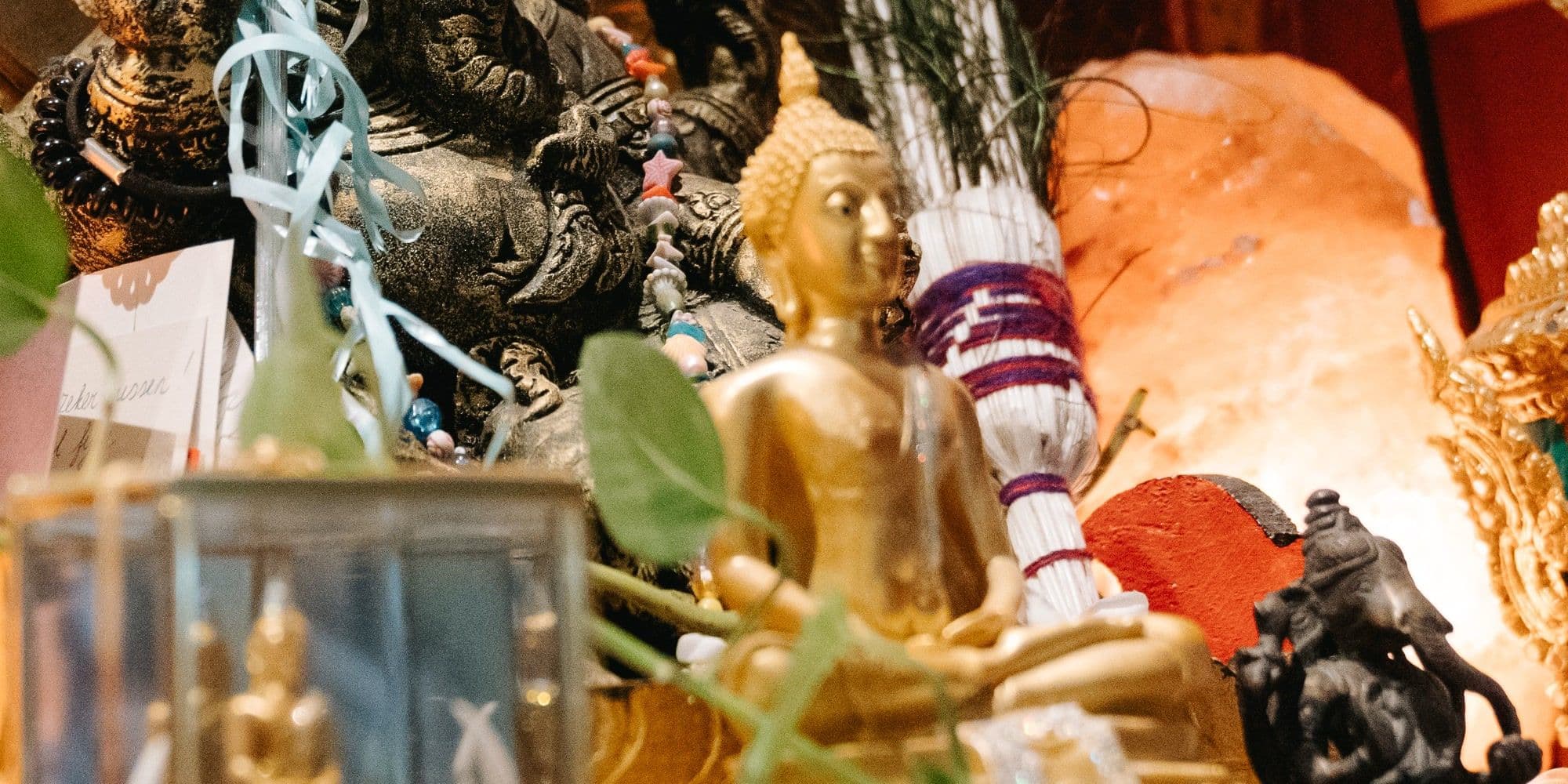 Tatouage Bouddha : signification, respect et les règles qui l'accompagnent